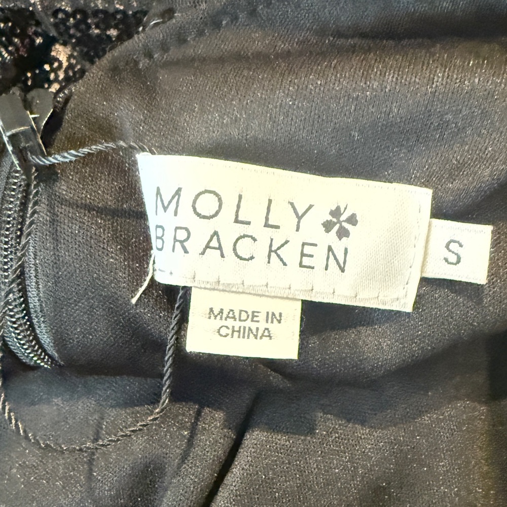 NWT Molly Bracken Black Grid Sequin 3/4 Sleeve , V-Neck Back Dress, Size Small - Picture 9 of 10